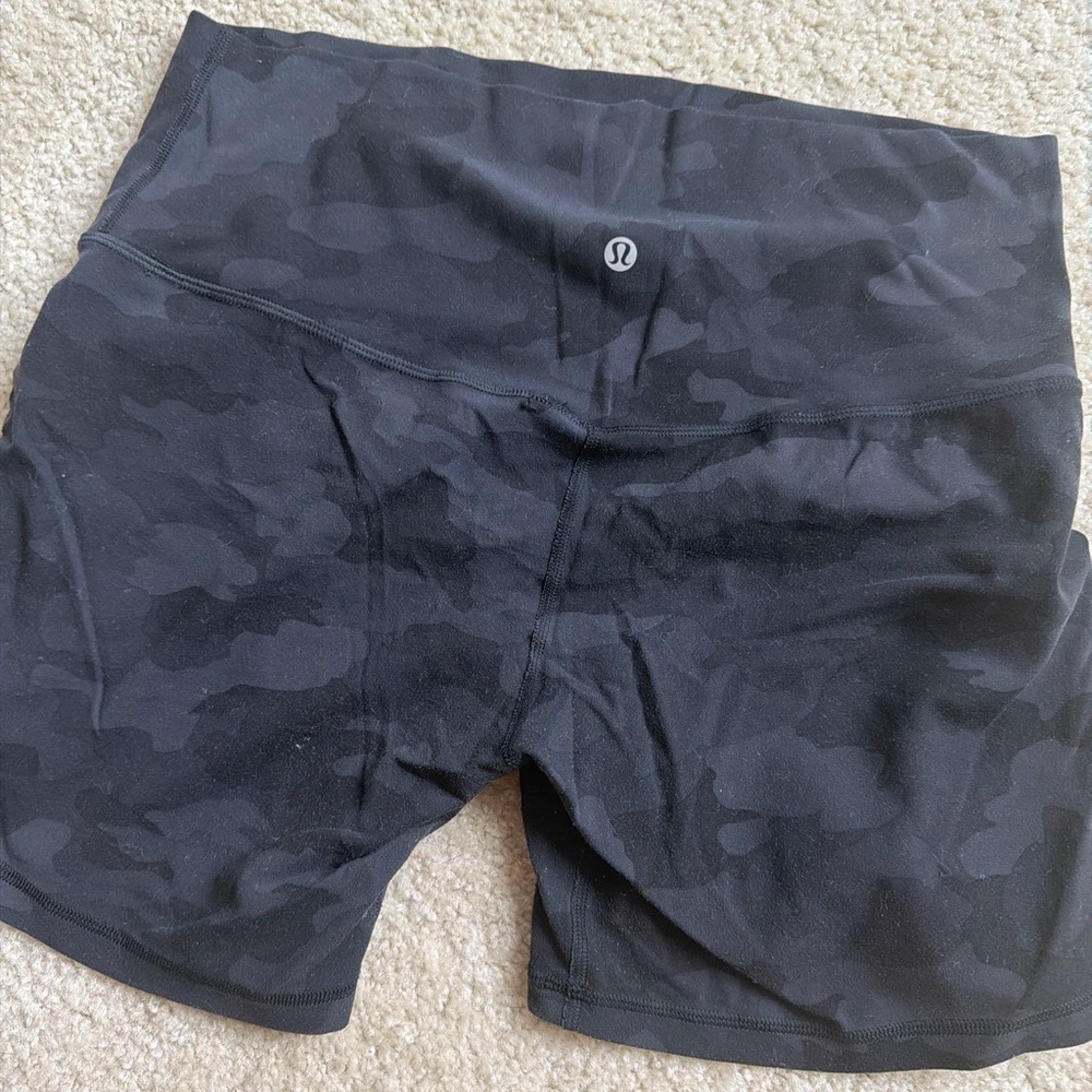 Camo lululemon align shorts